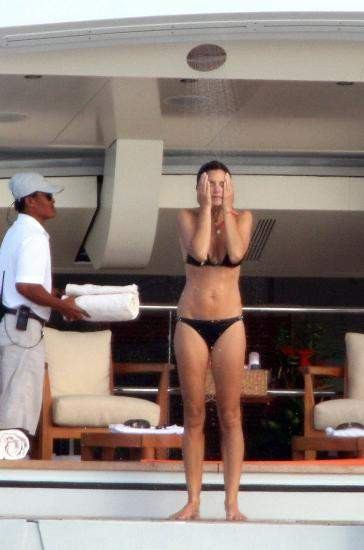 Cindy Crawford hala formda