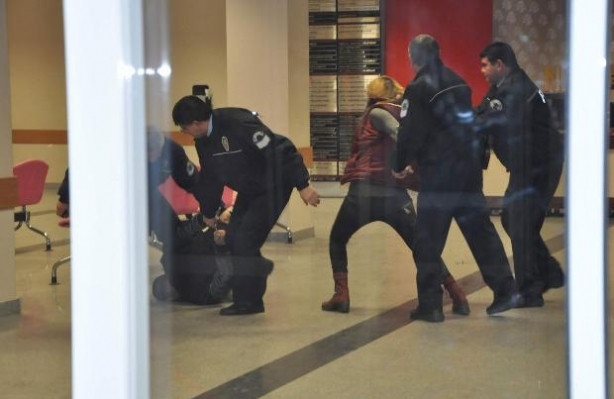 Hastaneyi birbirine kattılar