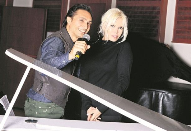 Ajda Pekkan: 'Gülşen beni hoplatıyor'