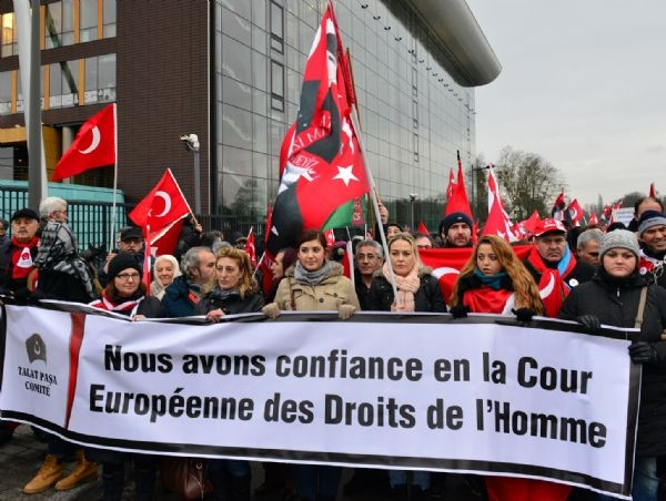 Perinçek Strasbourg'da