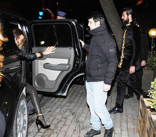 Tuğba Özay yeni sevgilisiyle görüntülendi