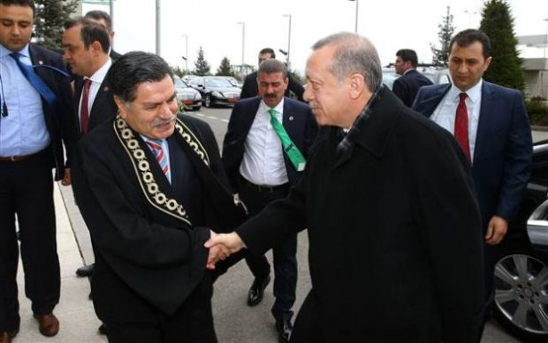 AYM'deki yemin törenine Cumhurbaşkanı ve Başbakan da katıldı
