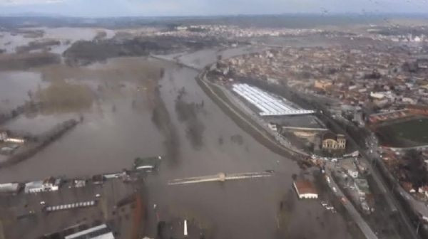 Edirne'de 5 bin kişi mahsur