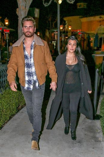 Kourtney Kardashian doğumdan sonra