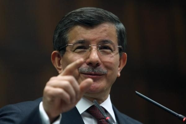 AK Parti grup toplantısında hareketli anlar!