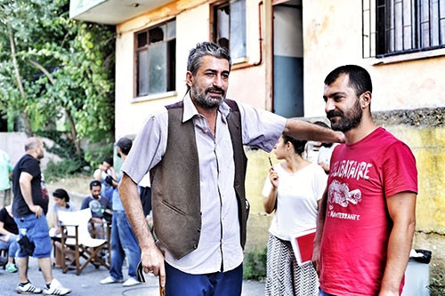 Erkan Petekkaya'ya ne oldu böyle!