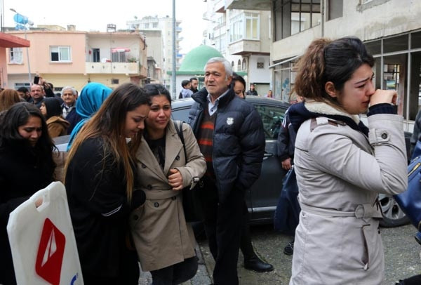 Özgecan’ın üniversiteli arkadaşı taziyede baygınlık geçirdi