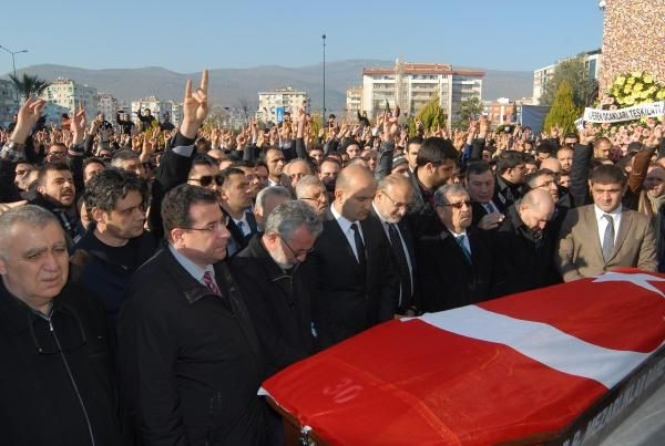 Acılı baba konuştu: Ben CHP'liyim, oğlum MHP'li suç mu?