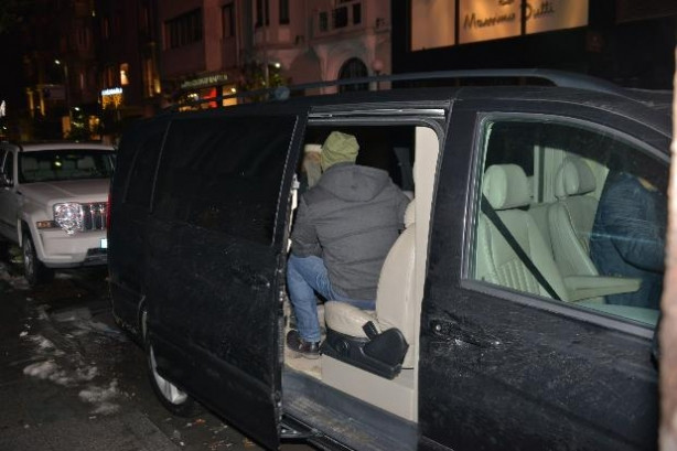 İki kafadarın gece kaçamağı