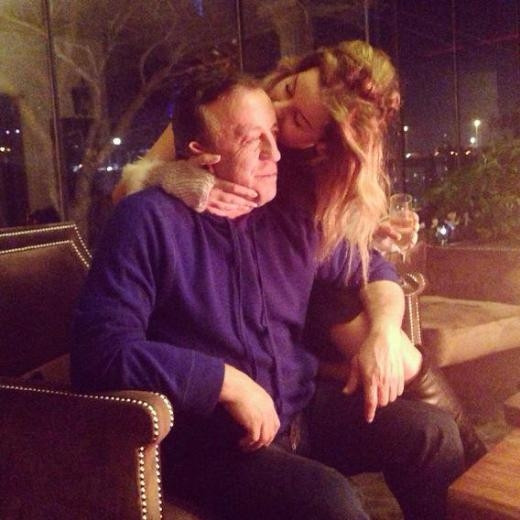 Hazal Mesudiyeli ve Ali Ağaoğlu'ndan aşk pozu