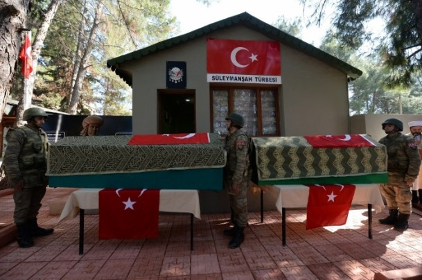 Ecdat yadigarı emanetlere özel tören