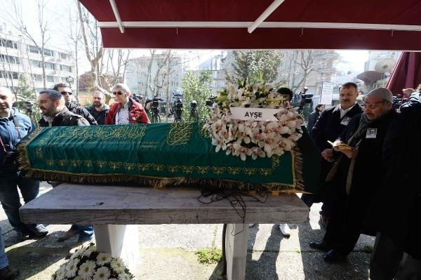 Büyük usta son yolculuğuna uğurlanıyor