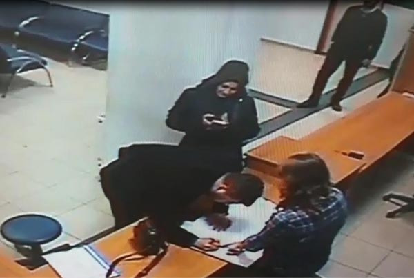 Evini sattıktan sonra öldürülen doktorun son görüntüleri