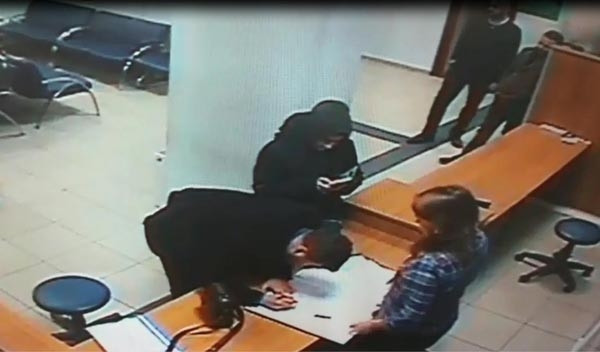 Evini sattıktan sonra öldürülen doktorun son görüntüleri