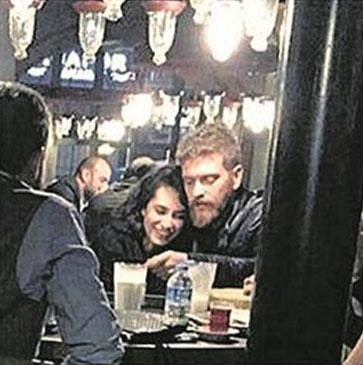 Hande Doğandemir, Engin Öztürk’le yeni bir ilişkiye başladı.