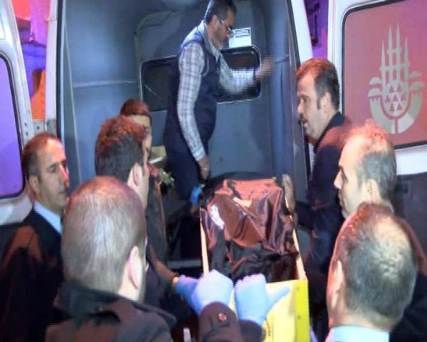 Karısını boğarak öldürdü, cesedi kokmasın diye naftalinledi