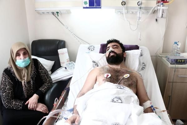 Ekmek içindeki jileti yutan adam konuştu