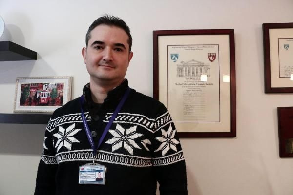 Ekmek içindeki jileti yutan adam konuştu