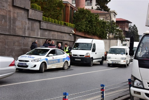 ‘Kara Para Aşk’ polise takıldı
