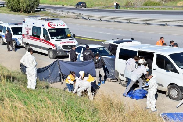 Silahla vurulmuş 2 kadın cesedi bulundu