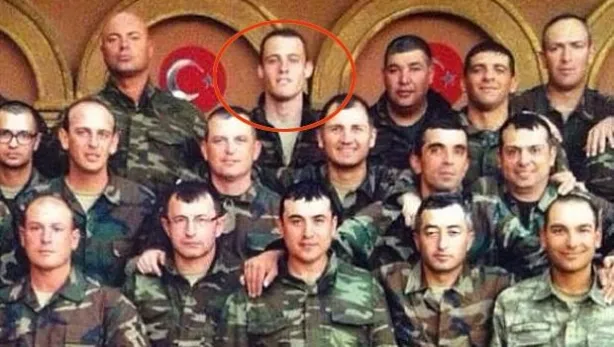 Ünlüler nerede askerlik yaptı?