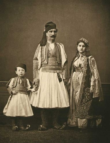 Müslümanı, Hristiyanı Osmanlı da ne giyerdi?