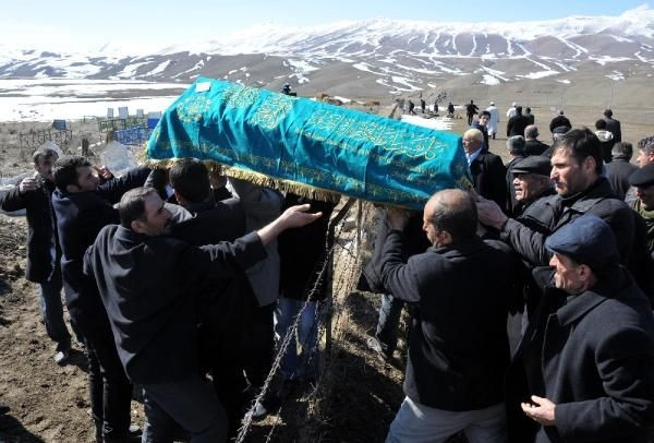 Baba Erkan Aslan: Bugün Nehir'in düğünü