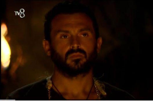 Survivor adasında yeni bir aşk mı?