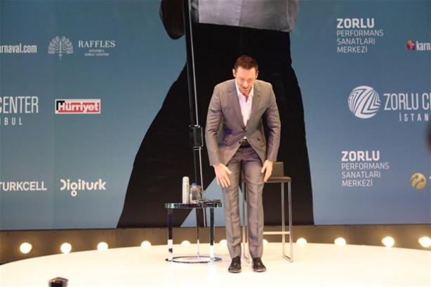 Hugh Jackman şov!