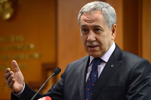 Sosyal medyada Bülent Arınç depremi
