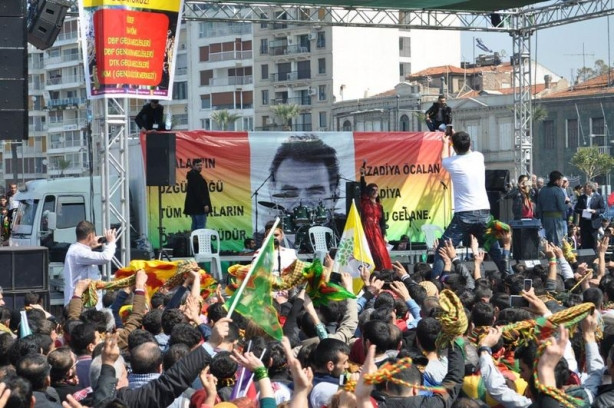 İzmir Gündoğdu'da ilk Nevruz kutlaması