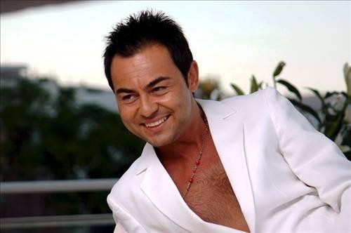 Serdar Ortaç yeminini bozdu