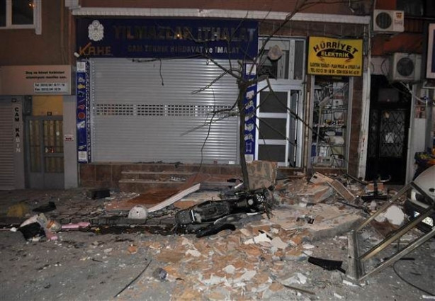 Kağıthane'de korkutan patlama: 1 ölü 3 yaralı