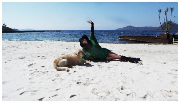 Hande Yener sezonu açtı
