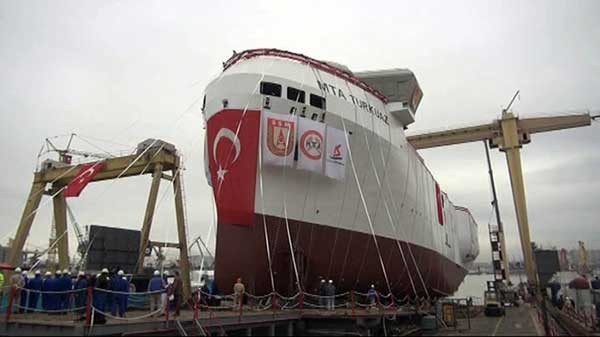 Turkuaz denize indi