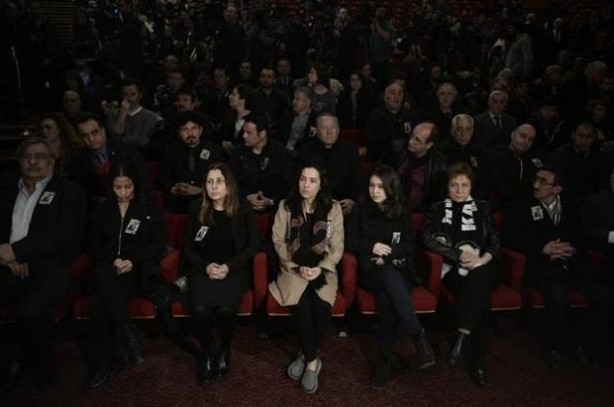 Büyük usta Kayahan son yolculuğuna uğurlandı.