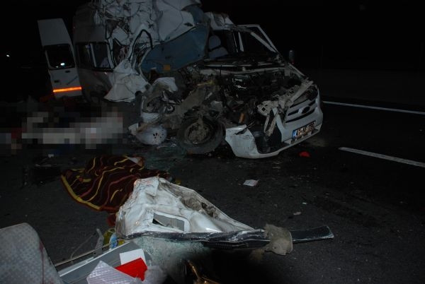 Osmaniye'de katliam gibi kaza: 7 ölü, 10 yaralı