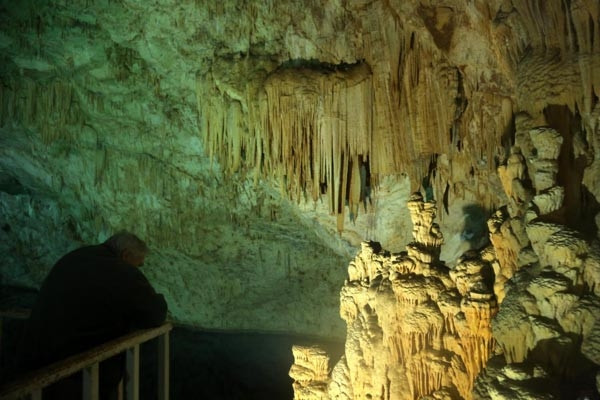Çobanın keşfettiği yeraltındaki Pamukkale’ye ziyaretçi akını