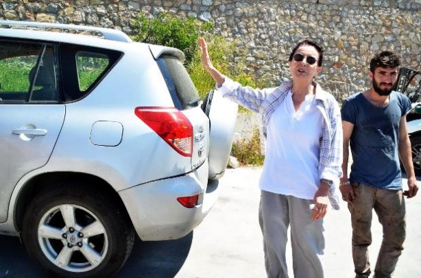 Fatma Girik trafik kazası geçirdi