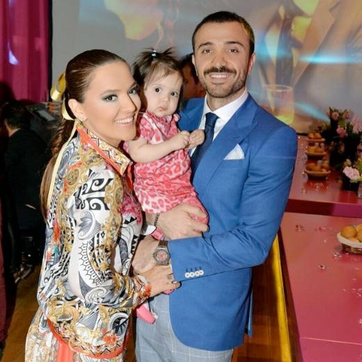 Demet Akalın'ın kızı Hira olay oldu!