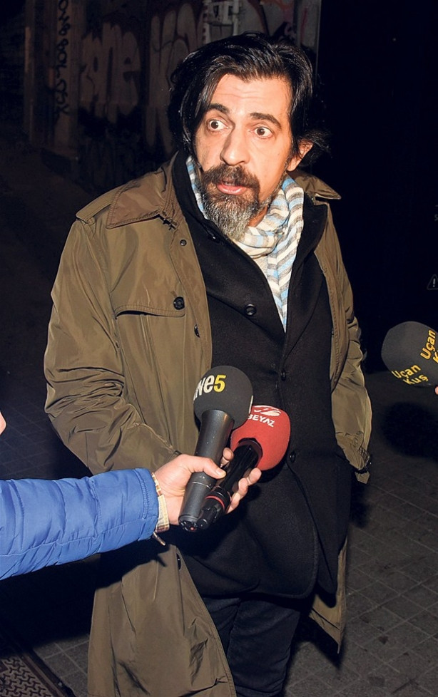Okan yeni sevgilisiyle ilk kez yakalandı!