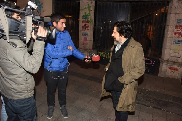 Okan yeni sevgilisiyle ilk kez yakalandı!