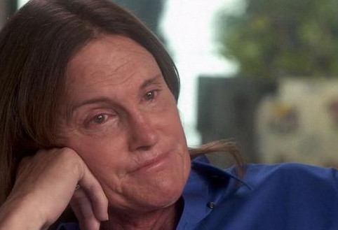 Bruce Jenner: 'Kızlarım beni kadın elbisesiyle gördü'