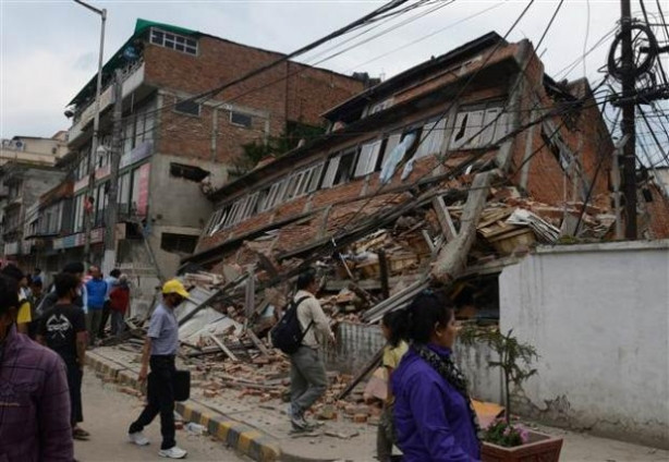 Nepal'den kan donduran görüntüler