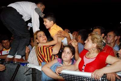 Sedanın konserinde taciz rezaleti