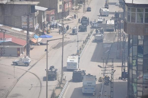 Yüksekova'da olaylar çıktı