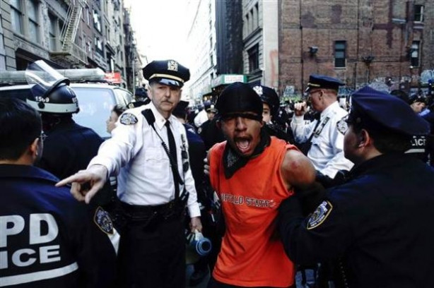 Baltimore'daki protestolar New York'a sıçradı
