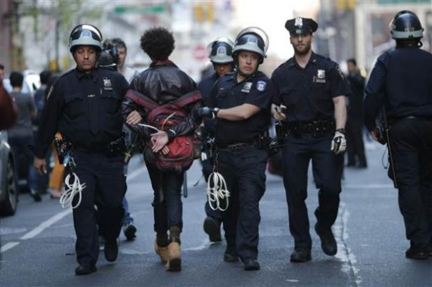 Baltimore'daki protestolar New York'a sıçradı