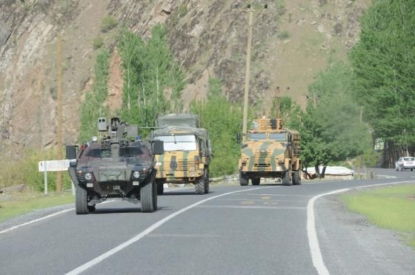 Hakkari'de askeri hareketlilik