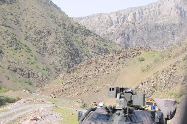 Hakkari'de askeri hareketlilik